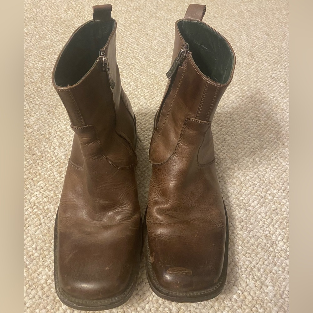 Kenneth Cole New York Boots 9M Brown